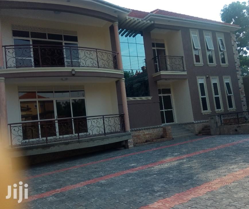 Munyonyo Paradise Mansion on Sell in Kampala