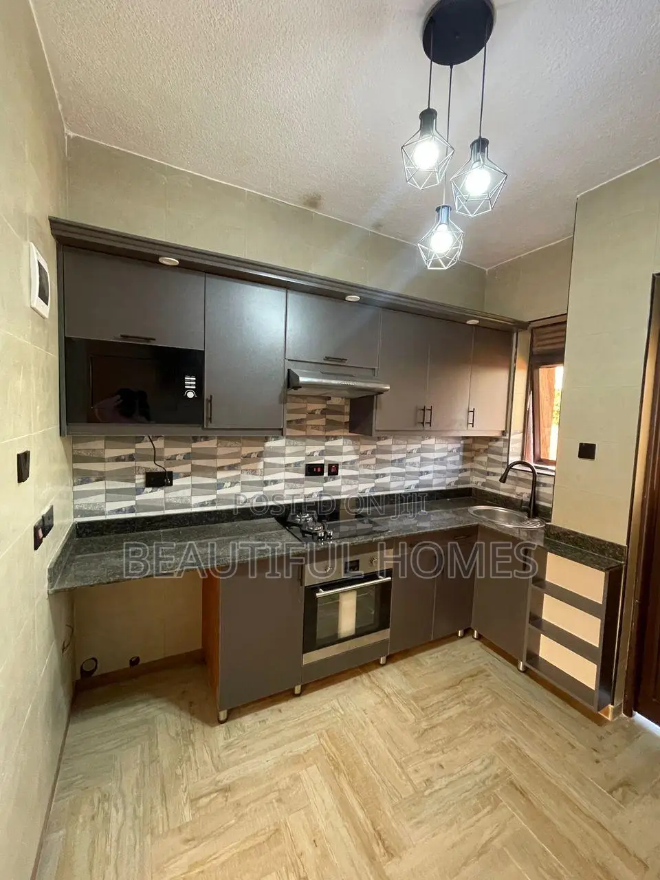 Furnished 2bdrm Apartment in Mutungo Corporate, Central Division in Central Division