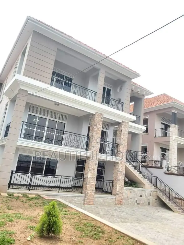 Furnished 6bdrm House in Kigo Munyonyo, Makindye for sale in Makindye
