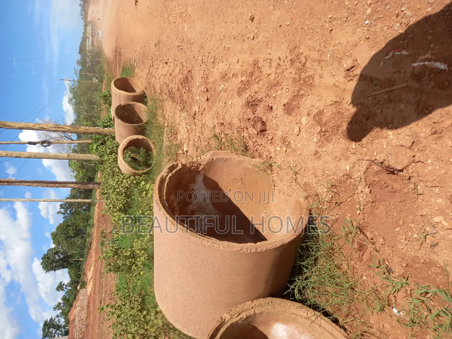 Kira Kasangati Road 27decimals Commercial Land Quicksale in Kira
