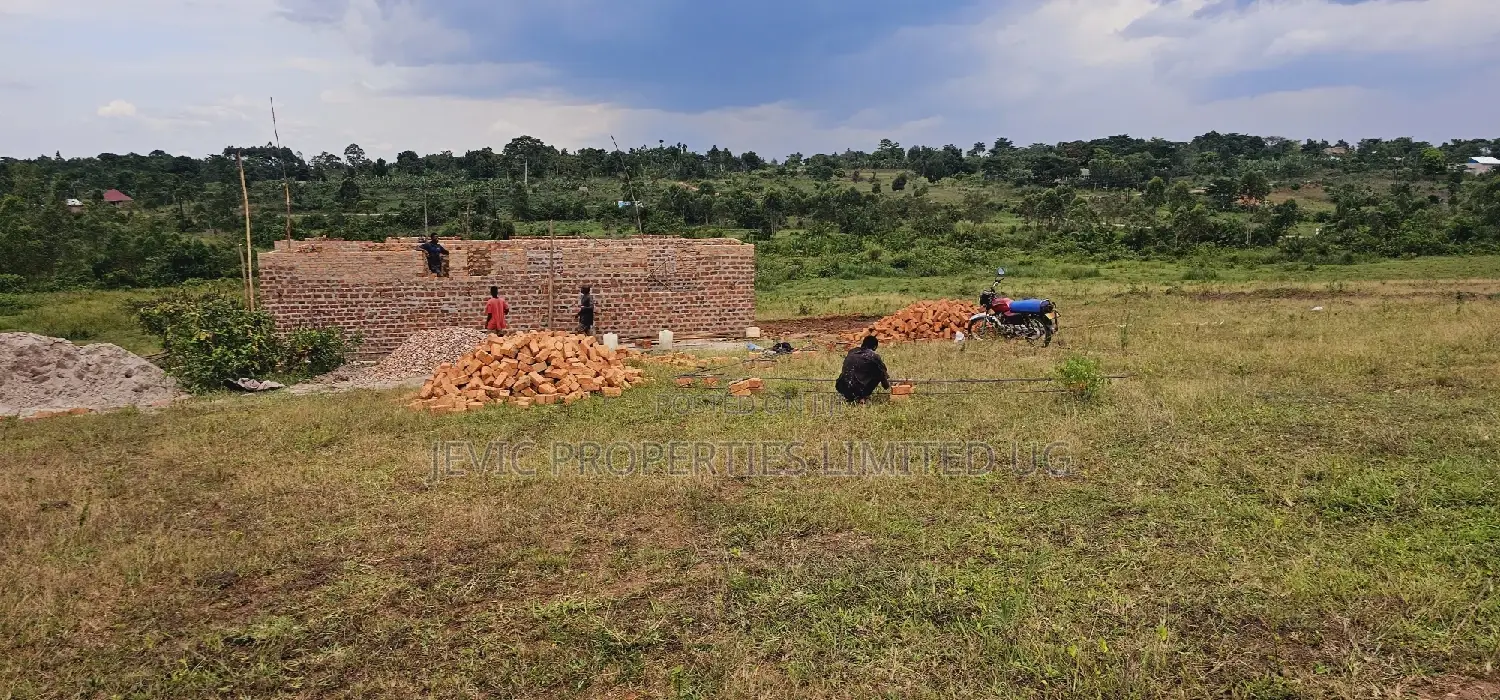 Hope U Want a Developing Estate ,Here Comes Namayumba Tarma in Wakiso / Wakiso