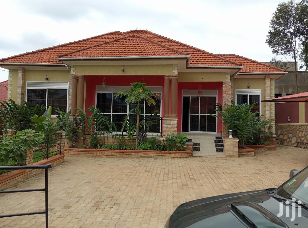 Kiira Prestigious House With Green on Quick Sell in Kampala