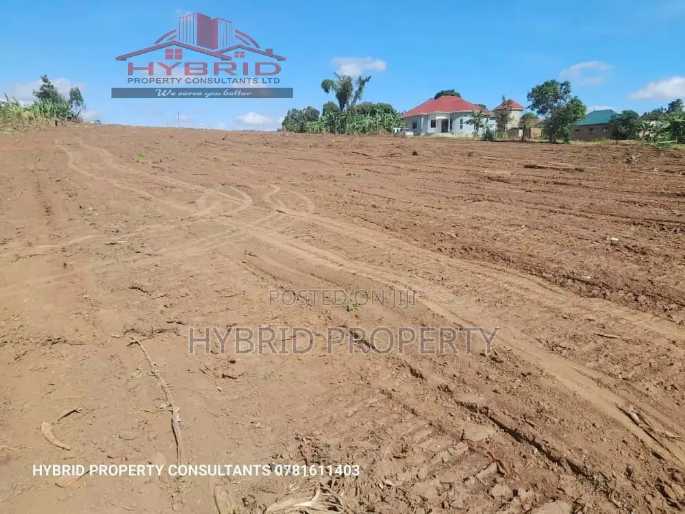 Prime Plots For Sale At Mabombwe~Wakiso Elite Land Estate. in Wakiso / Wakiso