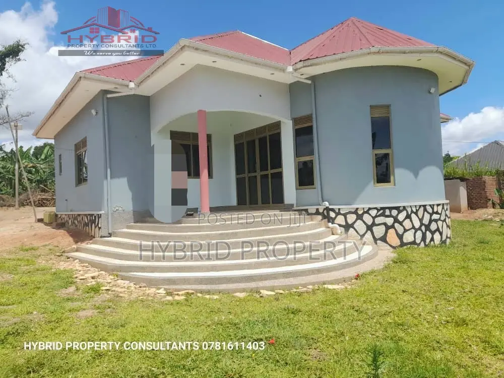 Prime Plots For Sale At Mabombwe~Wakiso Elite Land Estate. in Wakiso / Wakiso