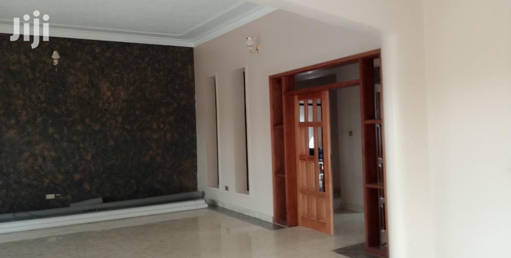 Kisasi Wonderfully Set Mansion on Sell in Kampala