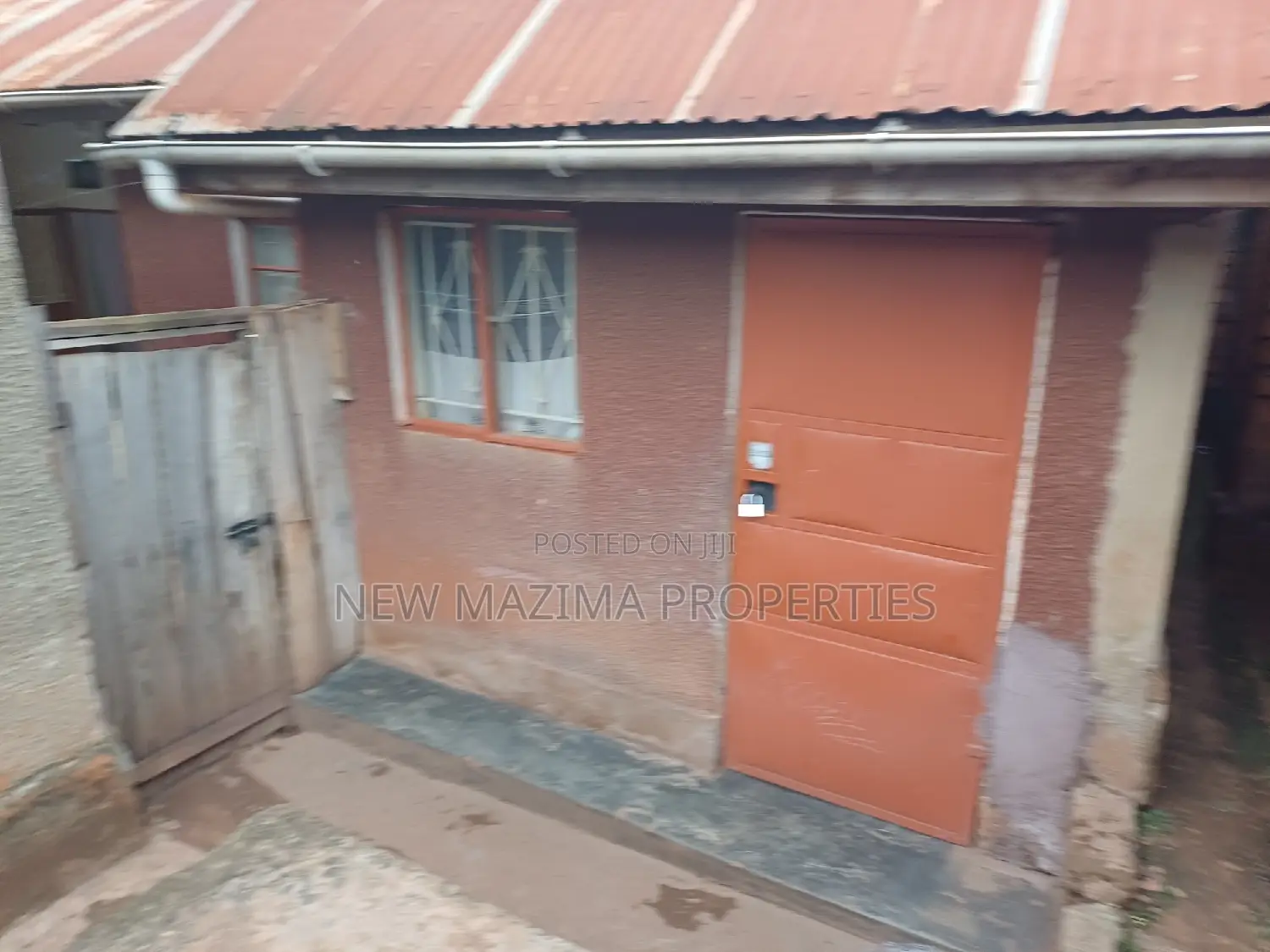 3bdrm House in Konge Buziga, Division A for sale in Division A