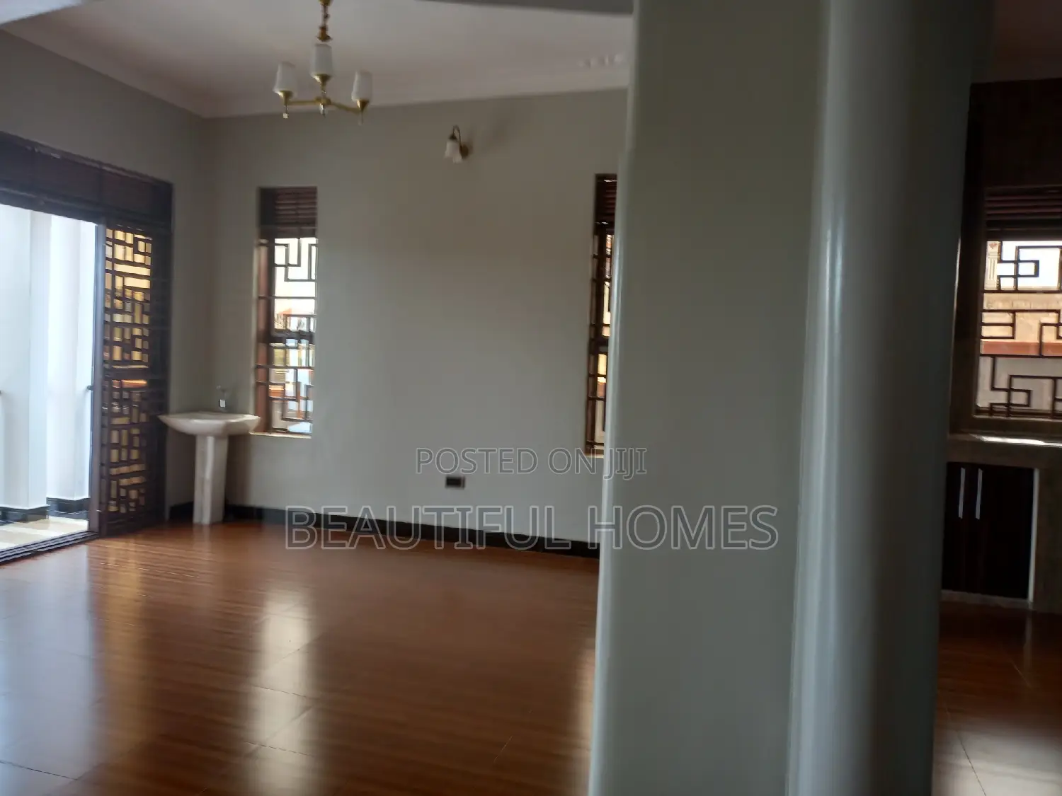 Furnished 4bdrm Bungalow in Kira for sale in Kira