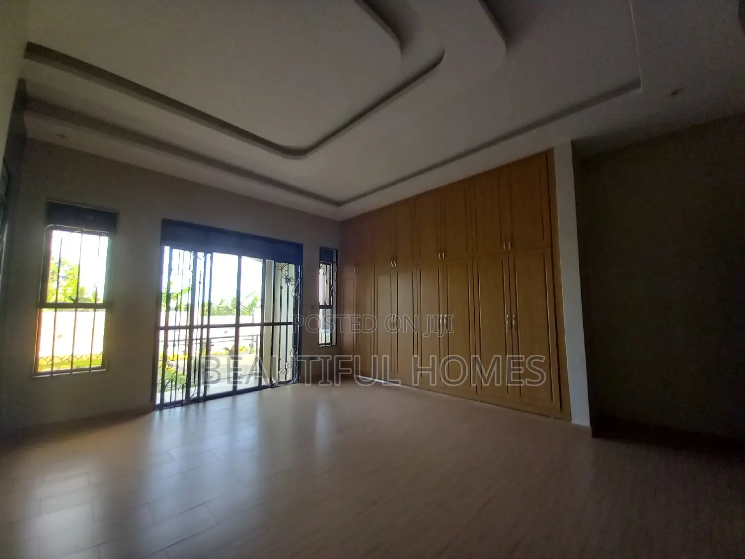 Furnished 5bdrm House in Kira Mamerito Road for sale in Kira