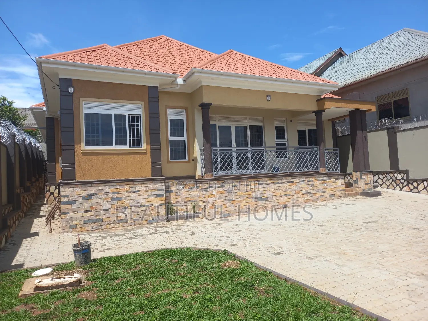 Furnished 4bdrm House in Kira for sale in Kira