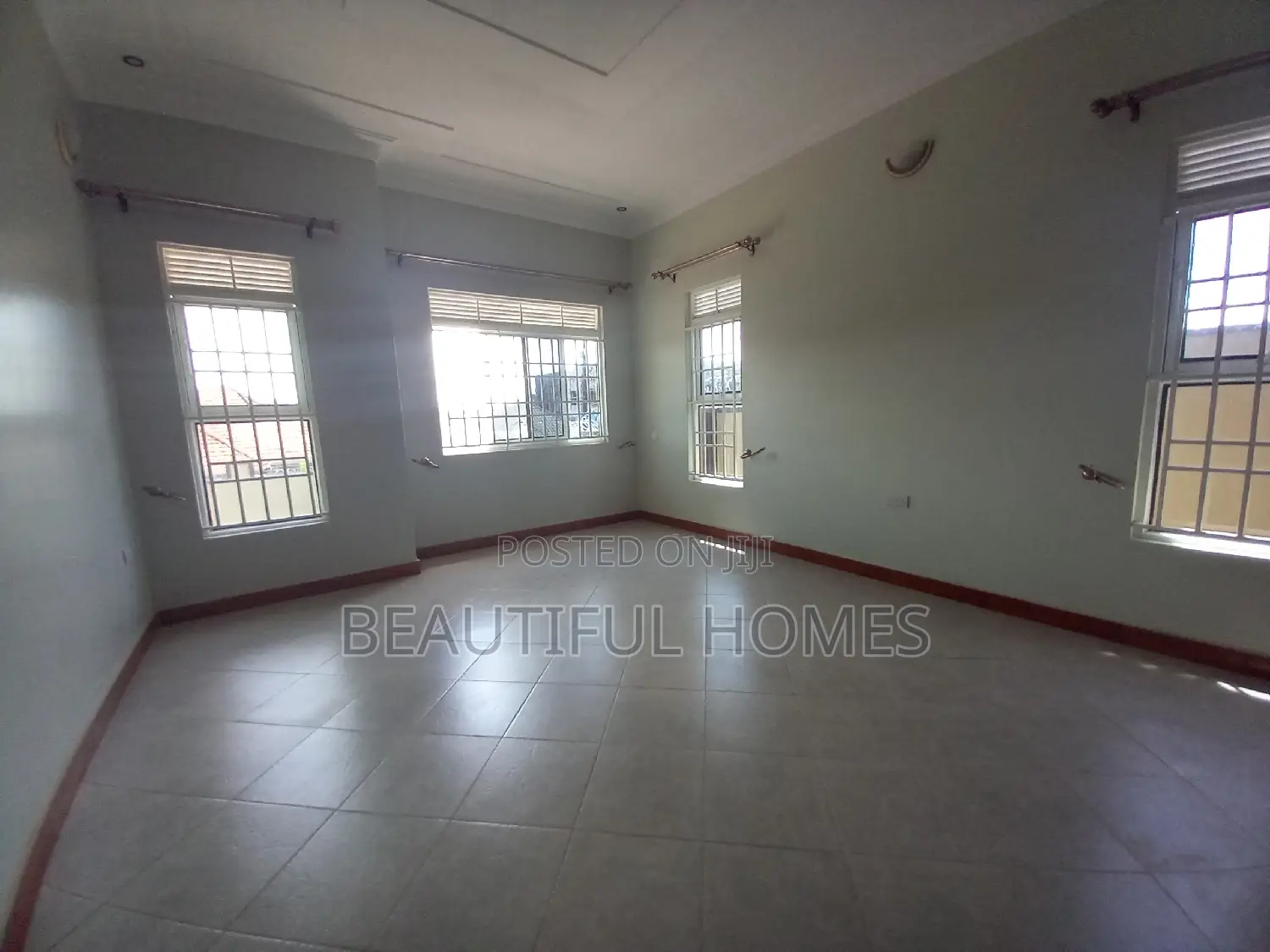 Furnished 4bdrm House in Kira for sale in Kira