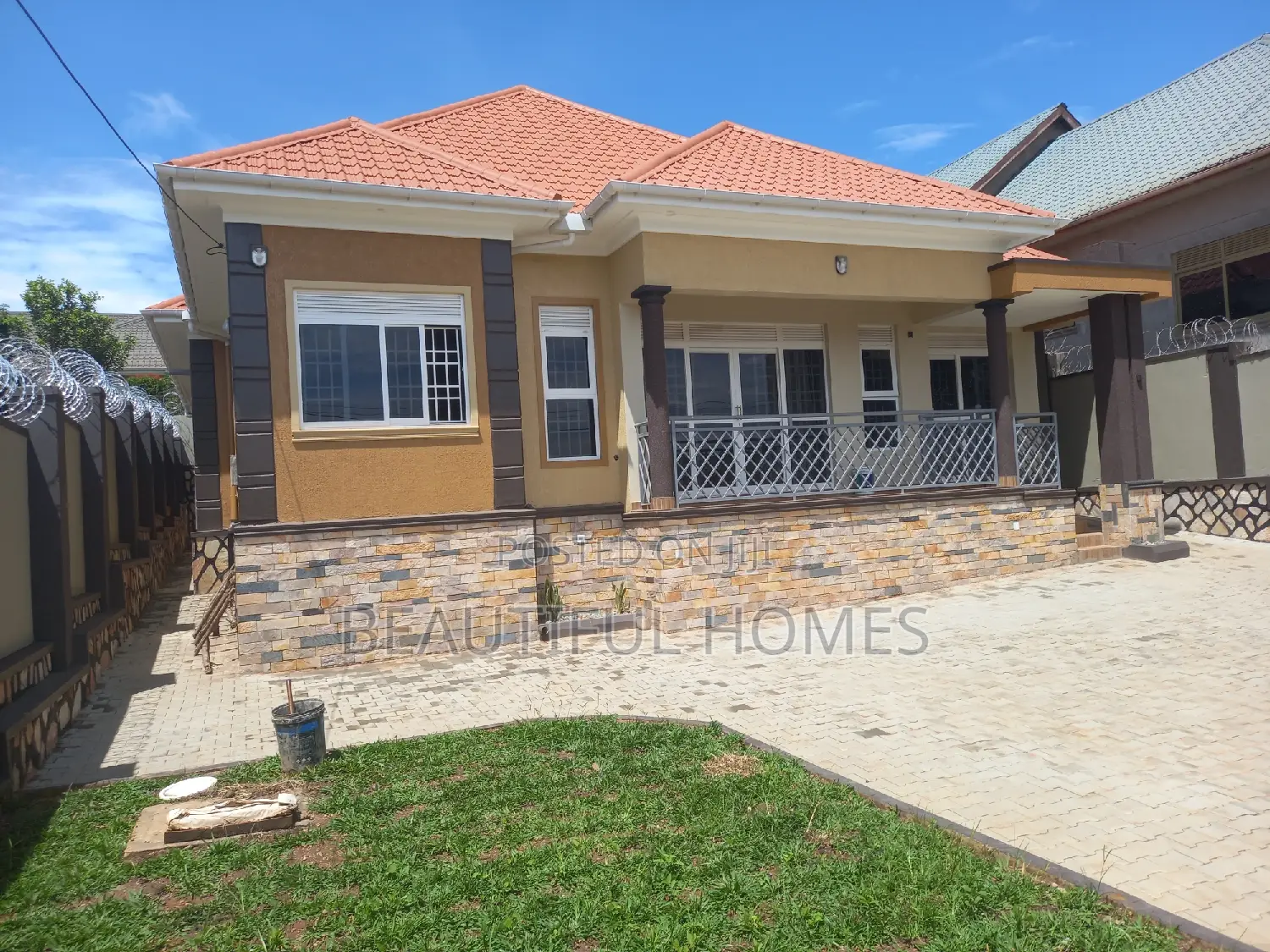 Furnished 4bdrm Bungalow in Kira for sale in Kira