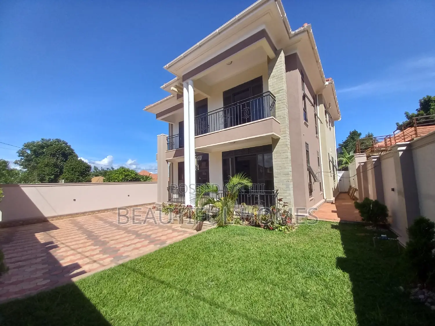Furnished 5bdrm Duplex in Kira, Central Division for sale in Central Division