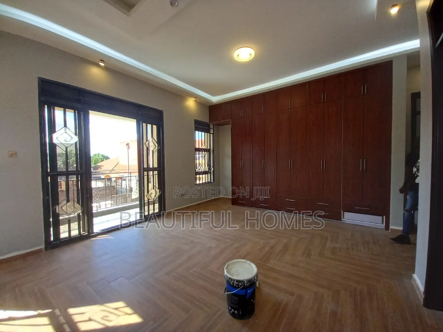 Furnished 5bdrm Duplex in Kira, Central Division for sale in Central Division