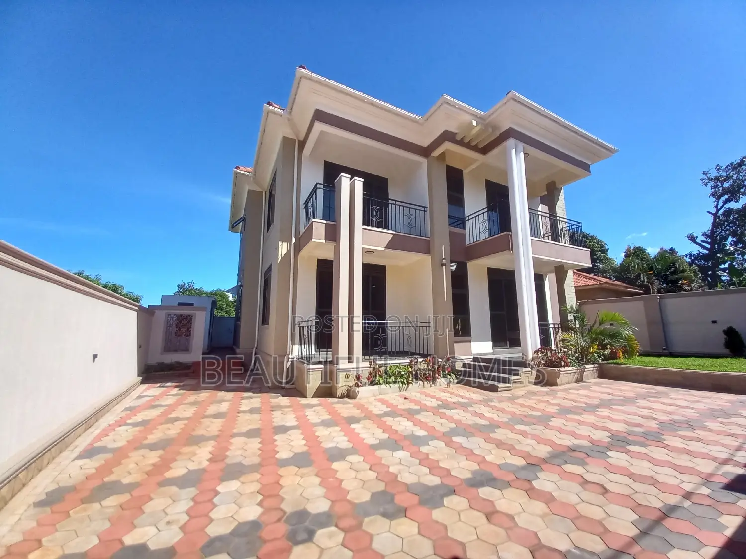 Furnished 5bdrm Duplex in Kira, Central Division for sale in Central Division