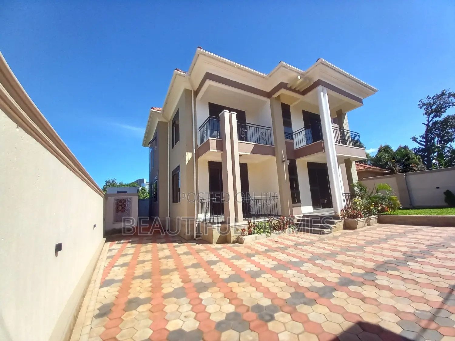 Furnished 5bdrm Duplex in Kira, Central Division for sale in Central Division