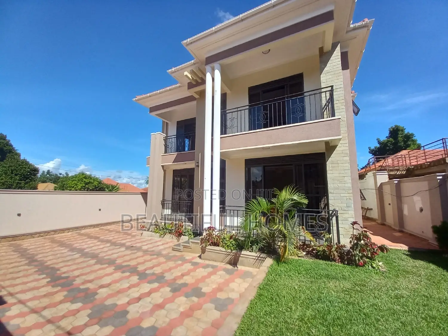 Furnished 5bdrm Mansion in Kira for sale in Kira