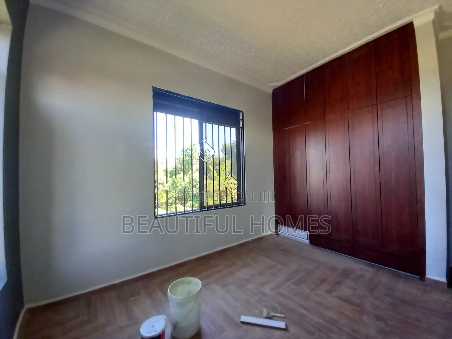 Furnished 5bdrm Mansion in Kira for sale in Kira