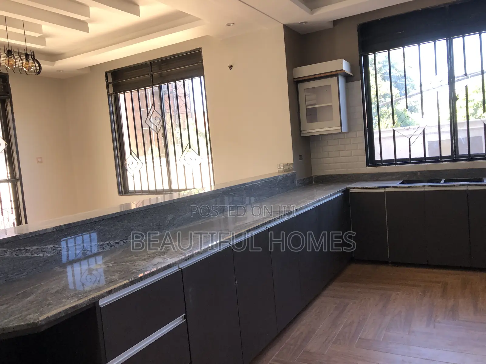 Furnished 5bdrm Duplex in Kira, Central Division for sale in Central Division