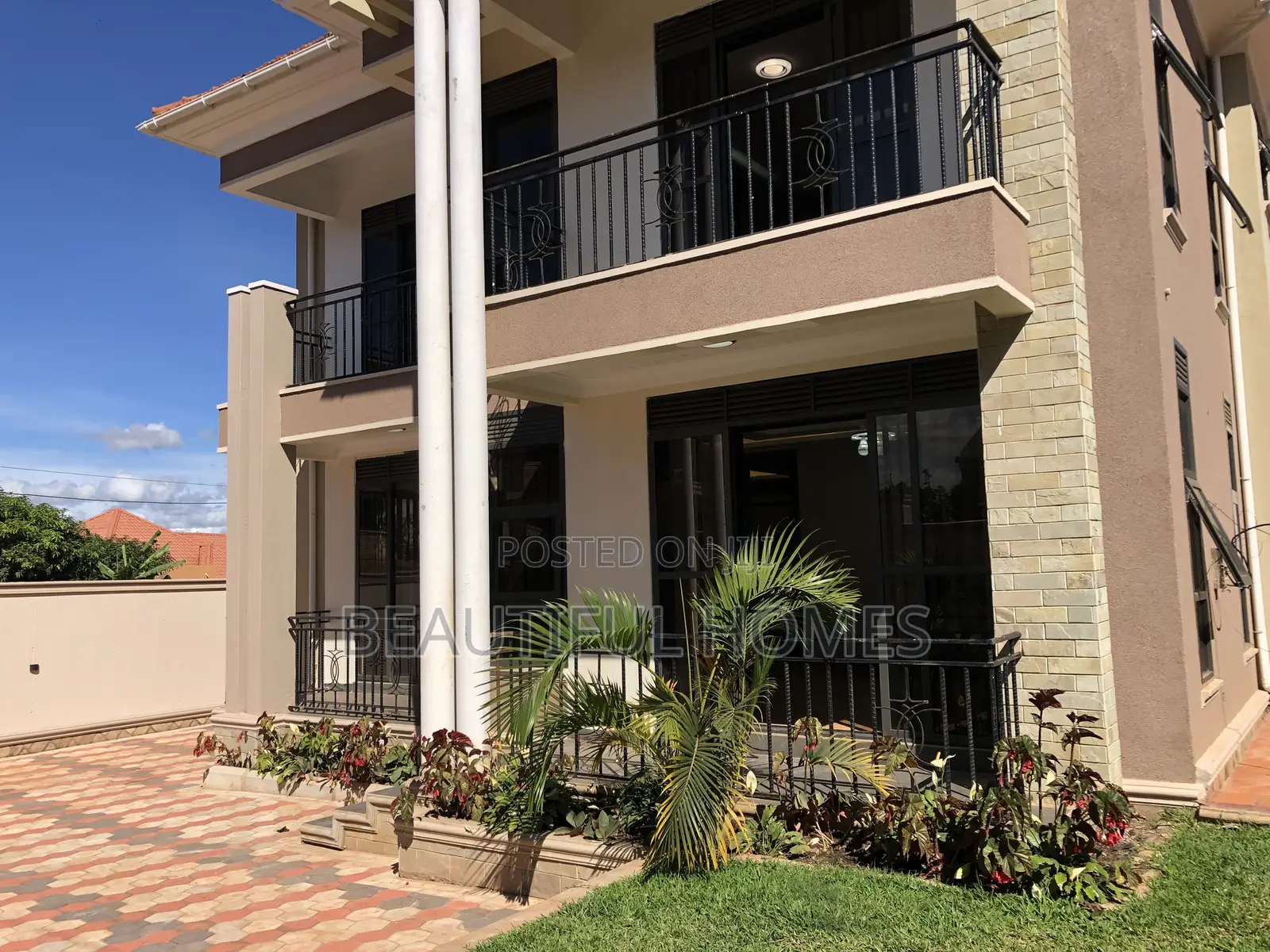 Furnished 5bdrm Duplex in Kira, Central Division for sale in Central Division