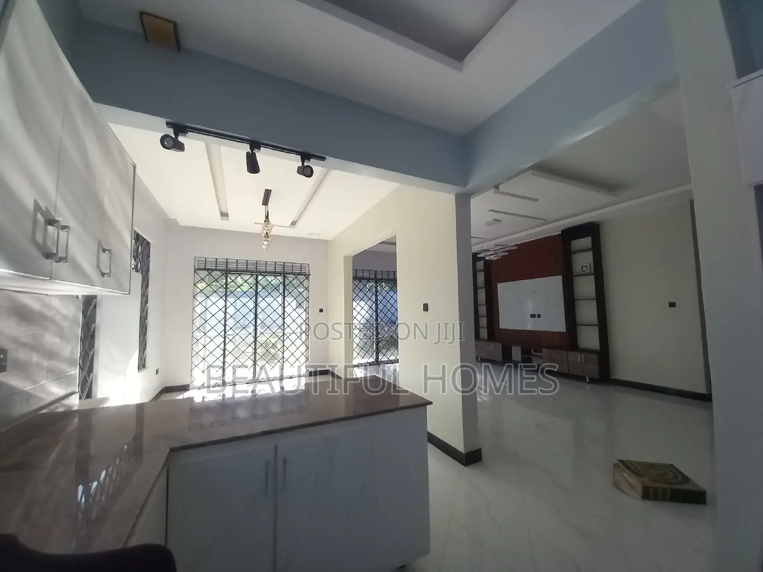 Furnished 4bdrm House in Kisaasi, Nakawa for sale in Nakawa