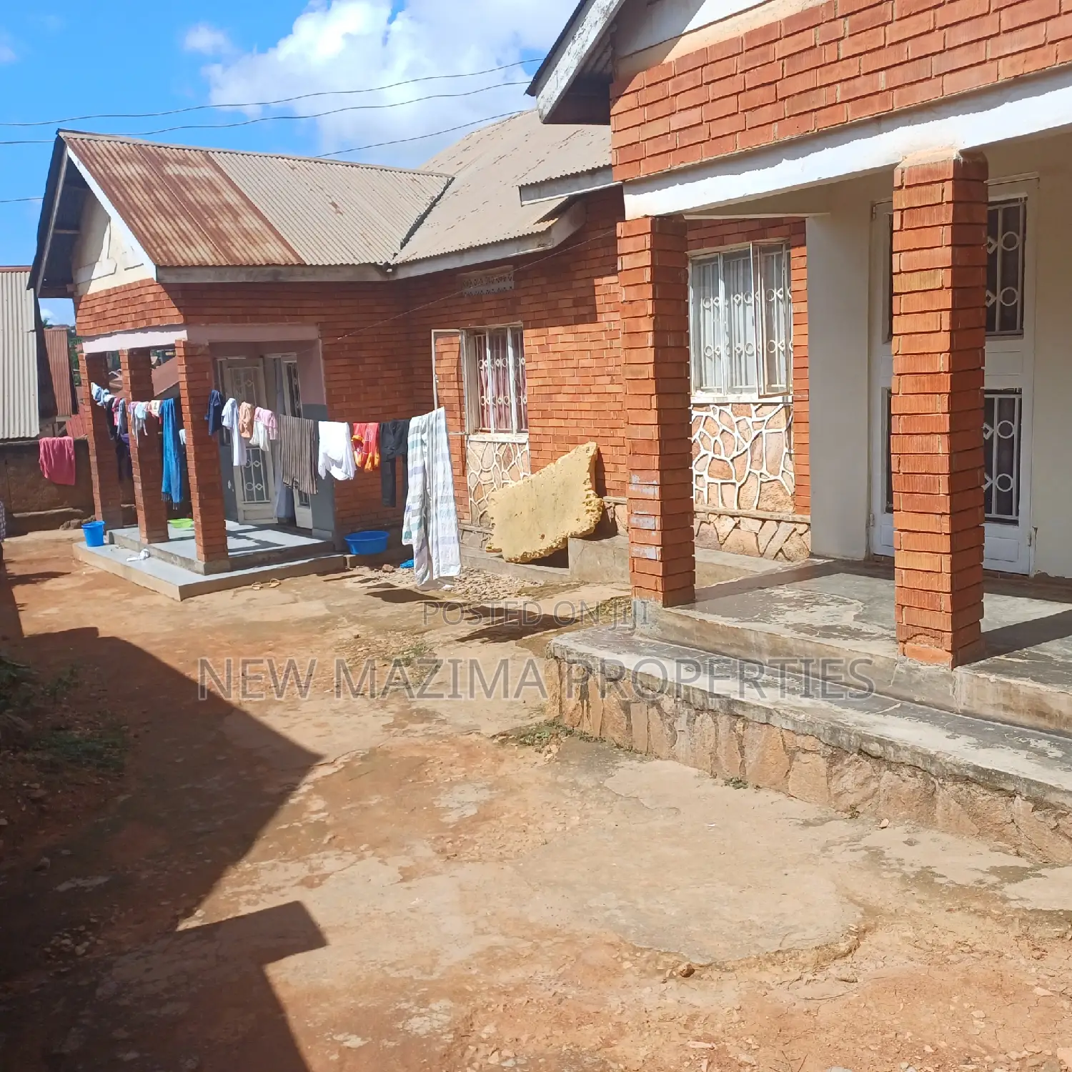 4bdrm House in Makindye Boston, Division A for sale in Division A