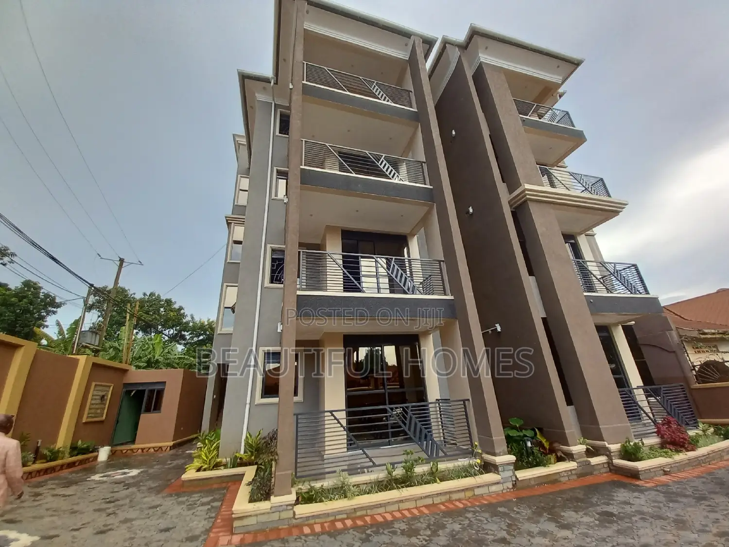 Furnished 3bdrm Apartment in Kisaasi Bukoto, Central Division for sale in Central Division