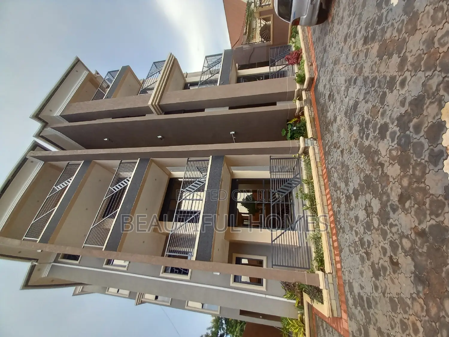 Furnished 3bdrm Apartment in Kisaasi, Nakawa for sale in Nakawa