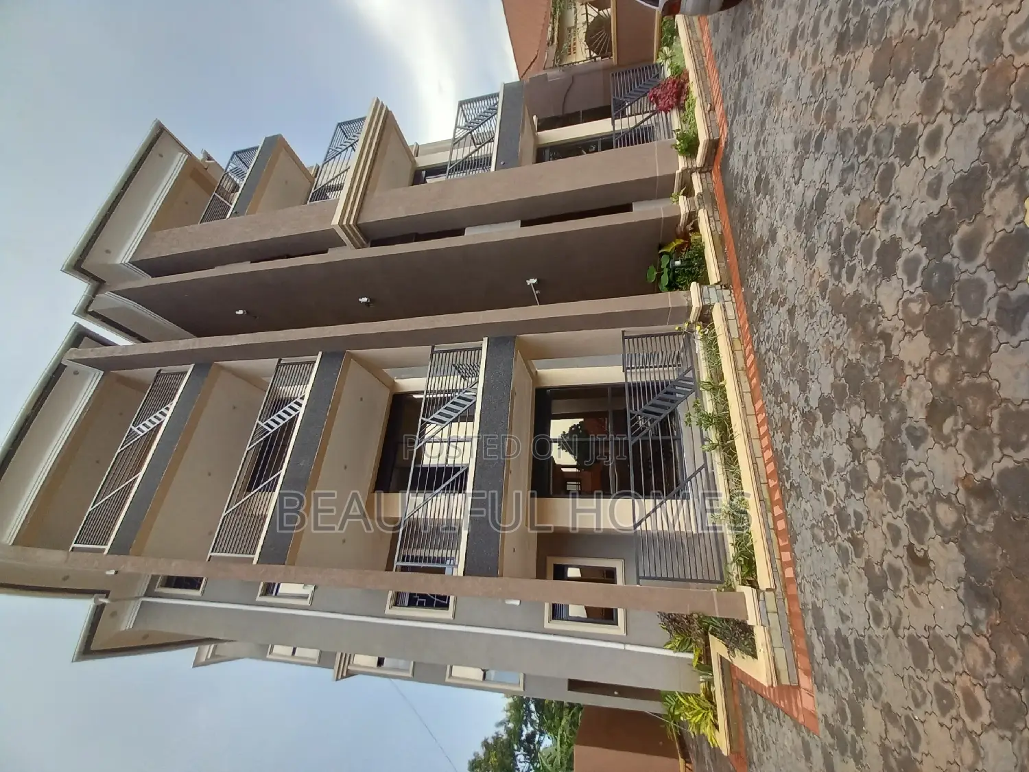 Furnished 3bdrm Apartment in Kisaasi, Nakawa for sale in Nakawa