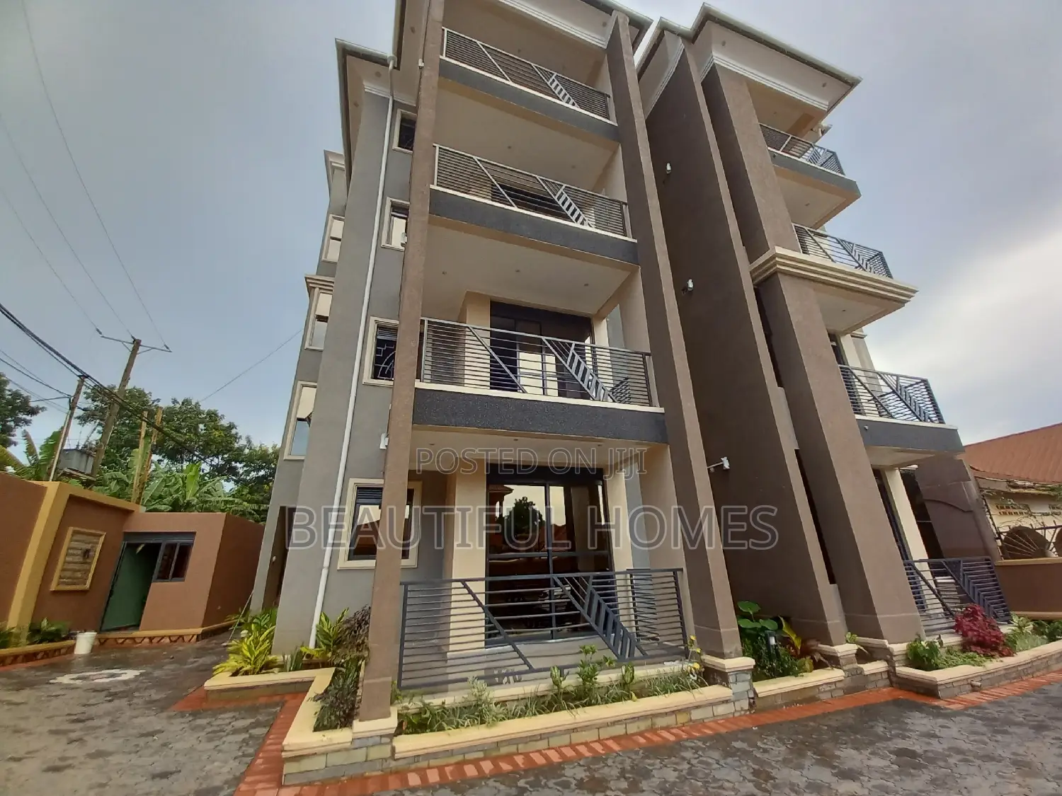 Furnished 3bdrm Apartment in Kisaasi, Nakawa for sale in Nakawa