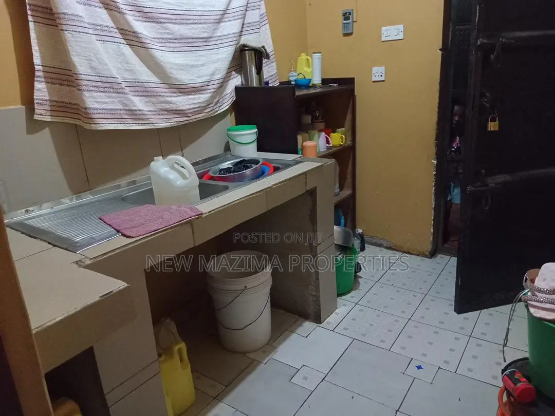 3bdrm House in Seguku Heights, Division A for sale in Division A
