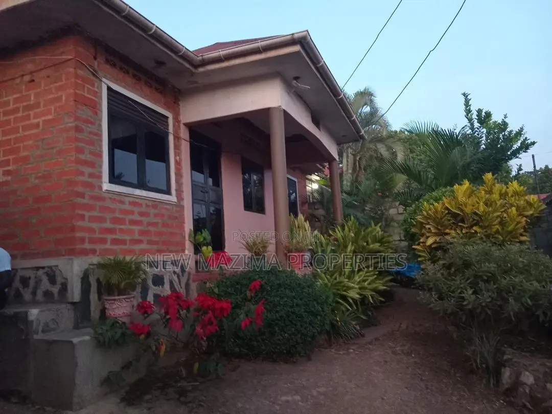 3bdrm House in Seguku Heights, Division A for sale in Division A