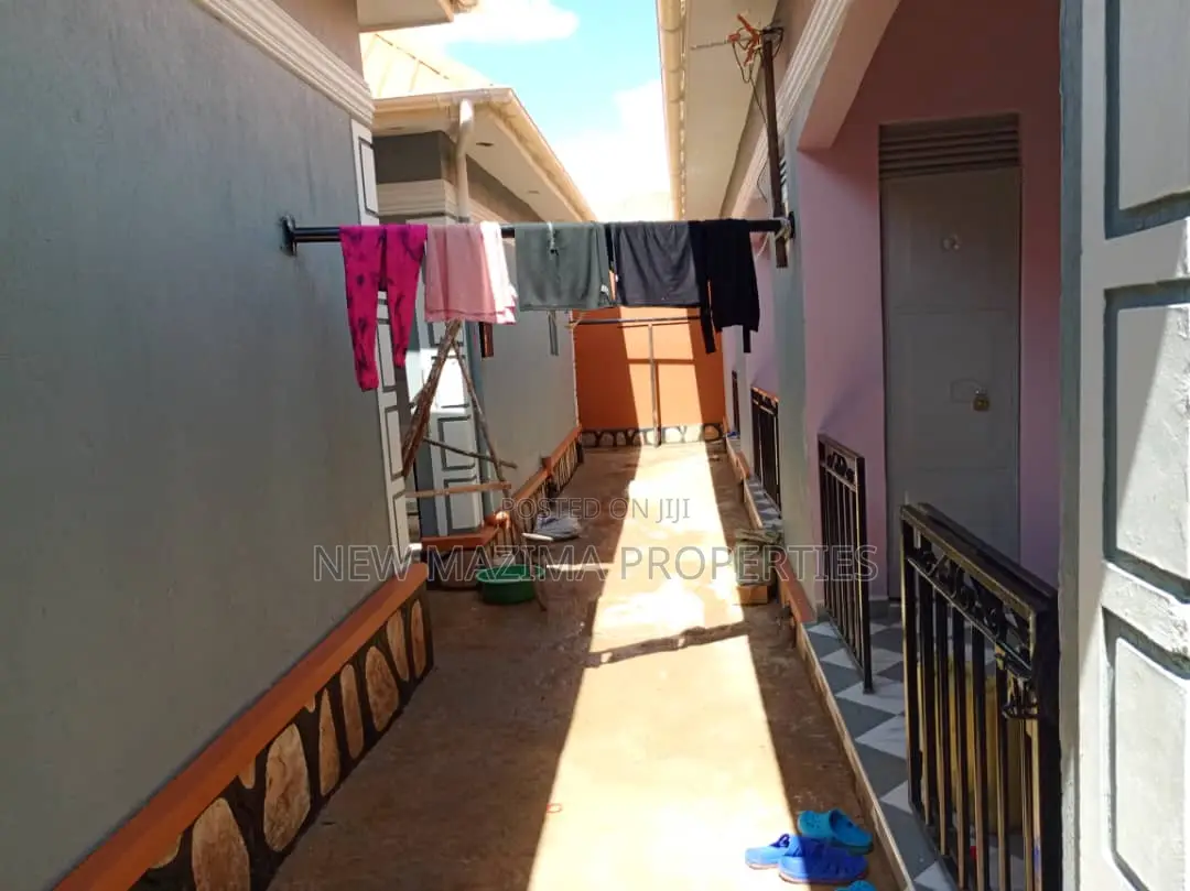 7bdrm House in Nansana Town, Division A for sale in Division A