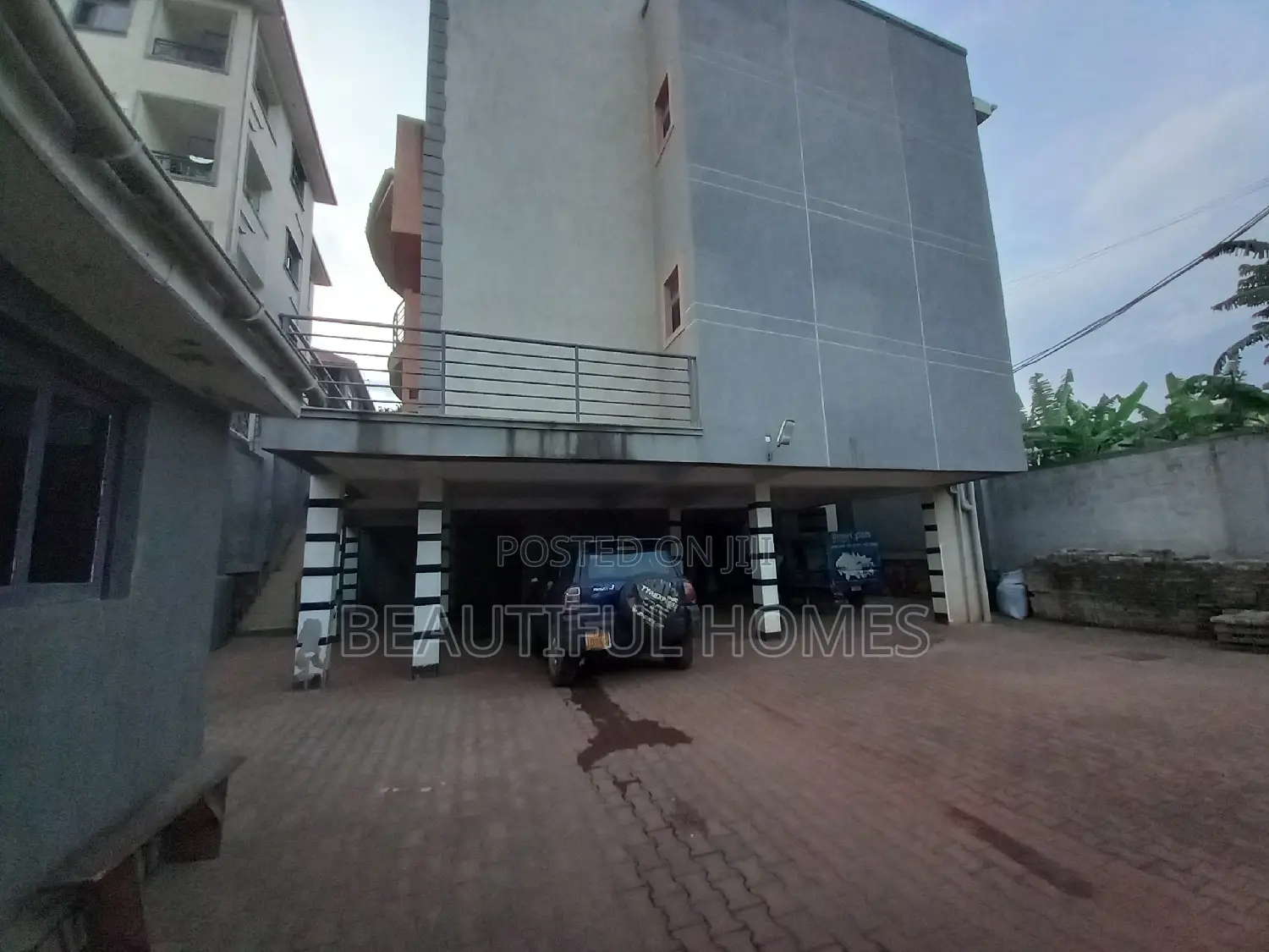 Furnished 3bdrm Block of Flats in Namugongo, Kira for sale in Kira