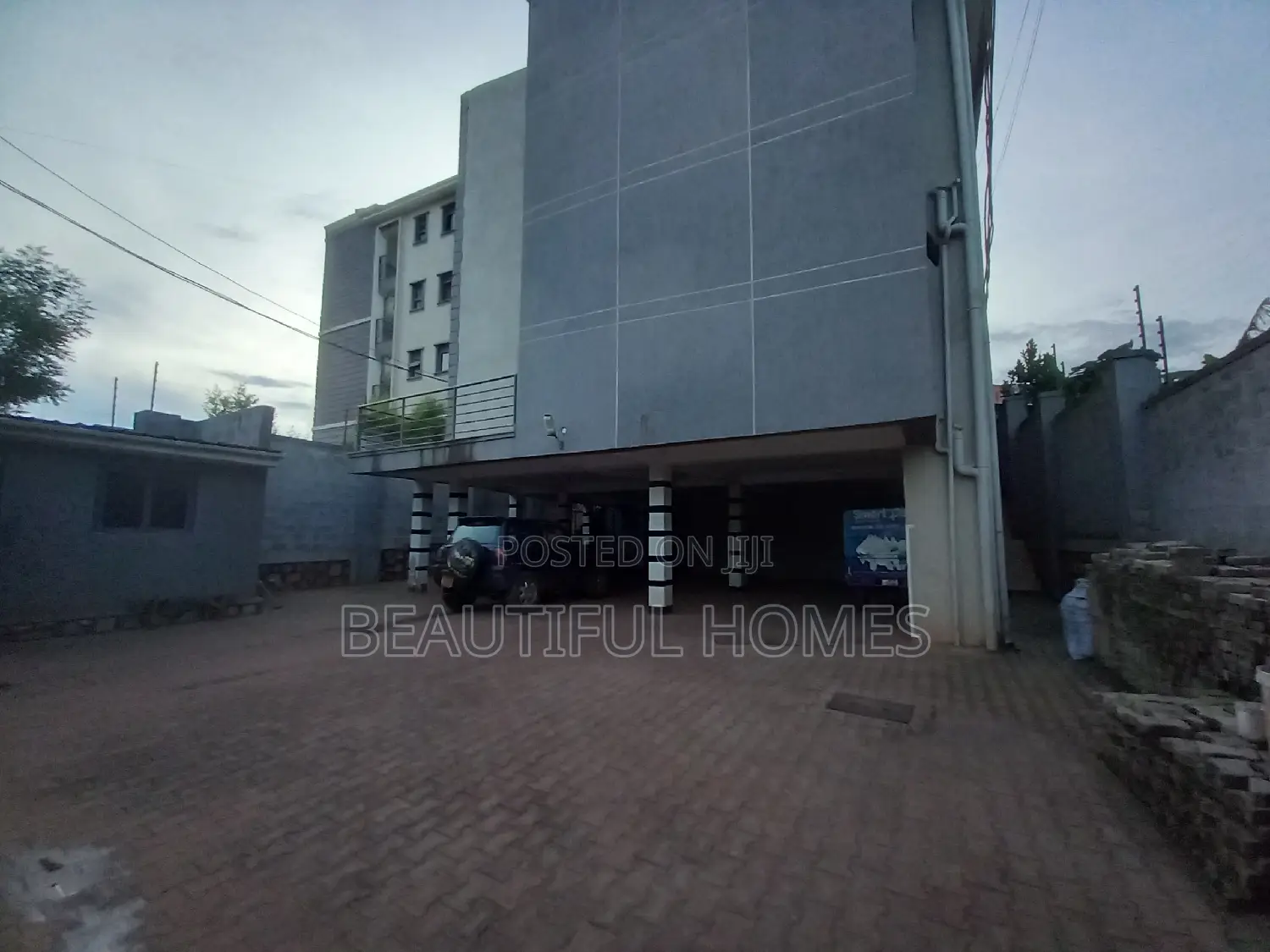 Furnished 3bdrm Apartment in Namugongo, Kira for sale in Kira