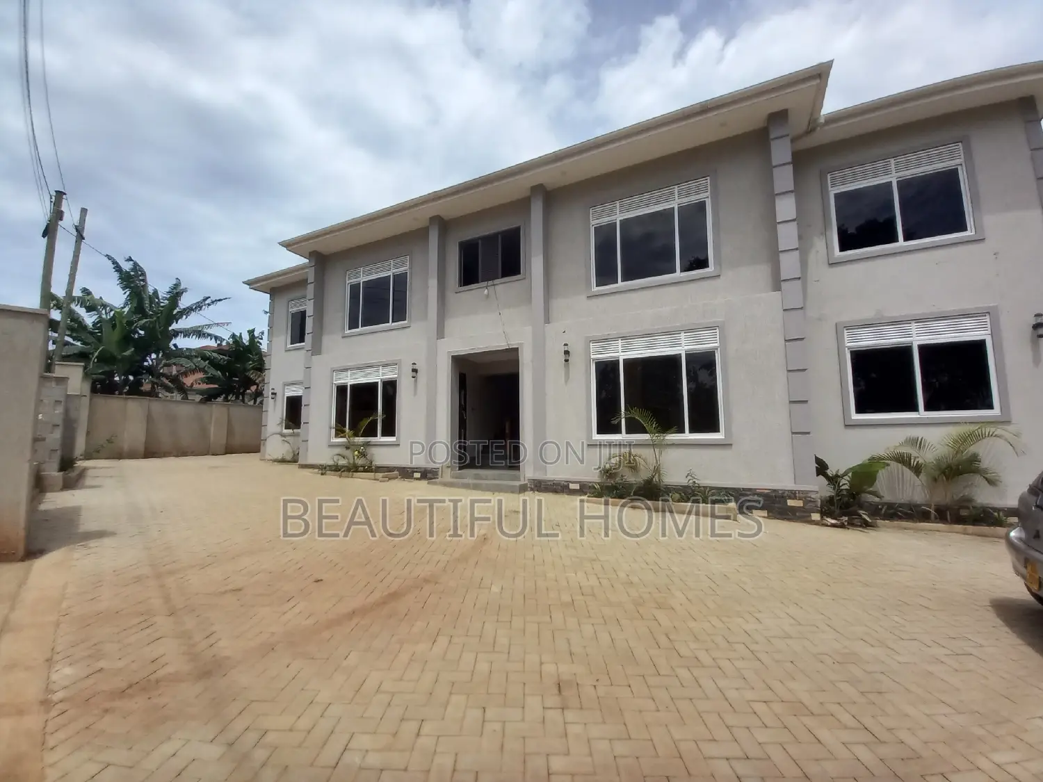 Furnished 2bdrm Apartment in Kira for sale in Kira