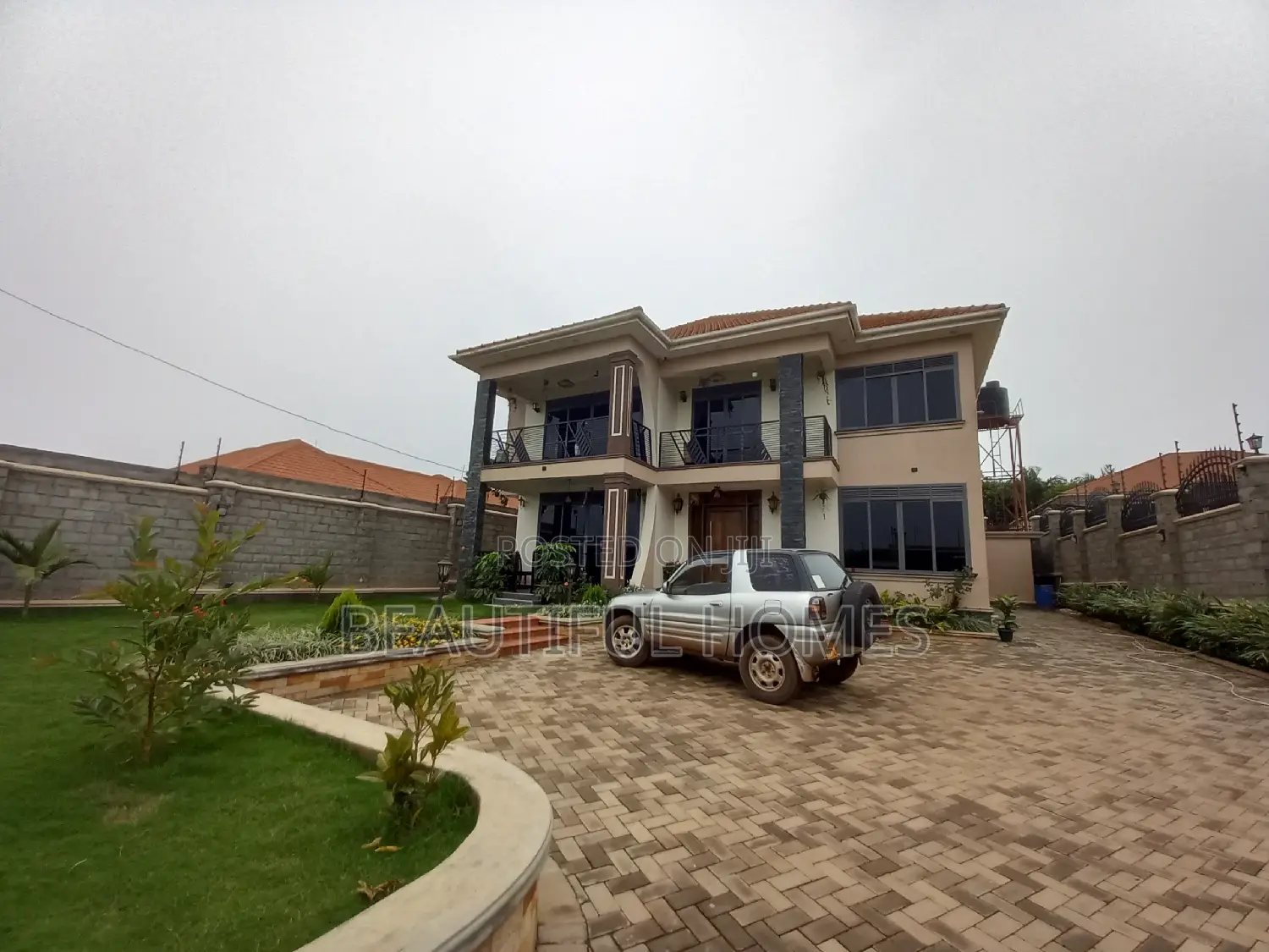Furnished 5bdrm Mansion in Kira for sale in Kira
