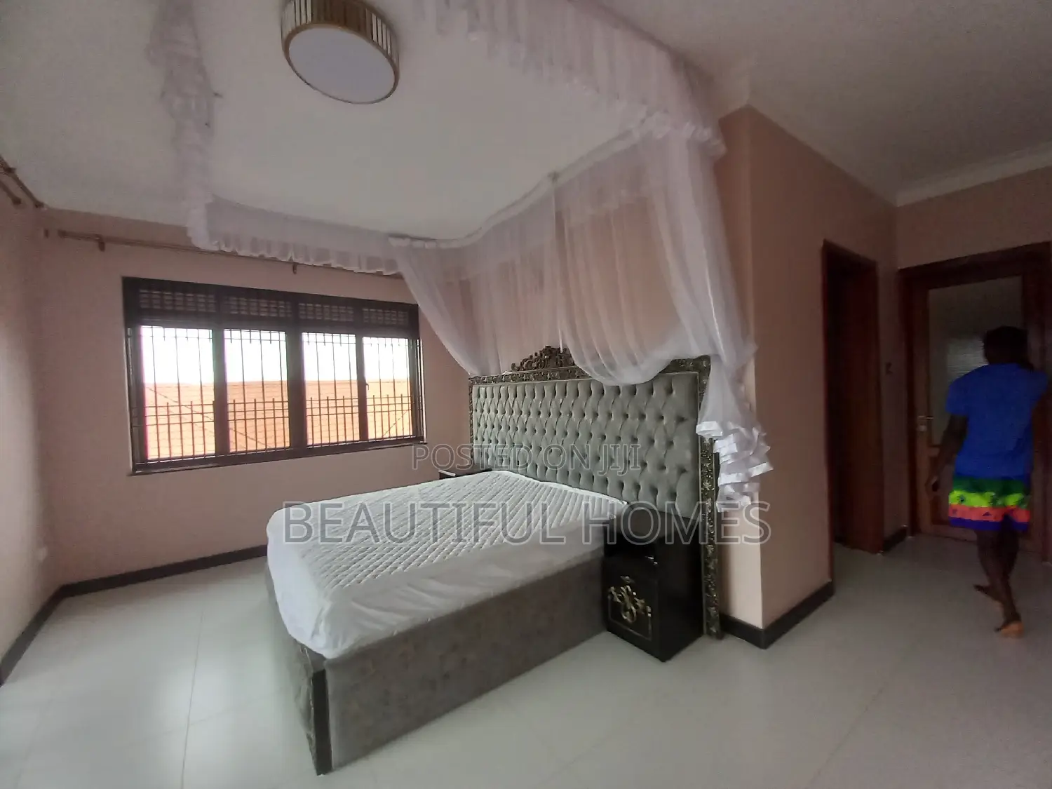 Furnished 5bdrm Duplex in Kira for sale in Kira