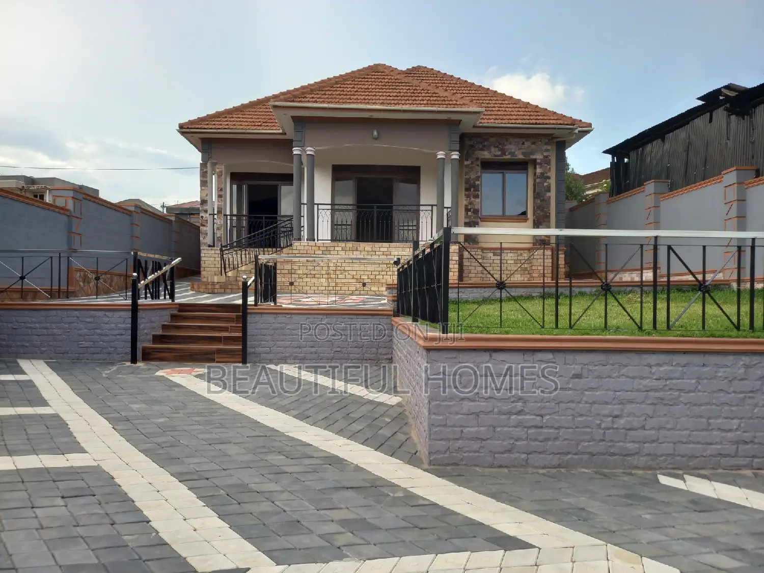 Furnished 4bdrm House in Kira for sale in Kira