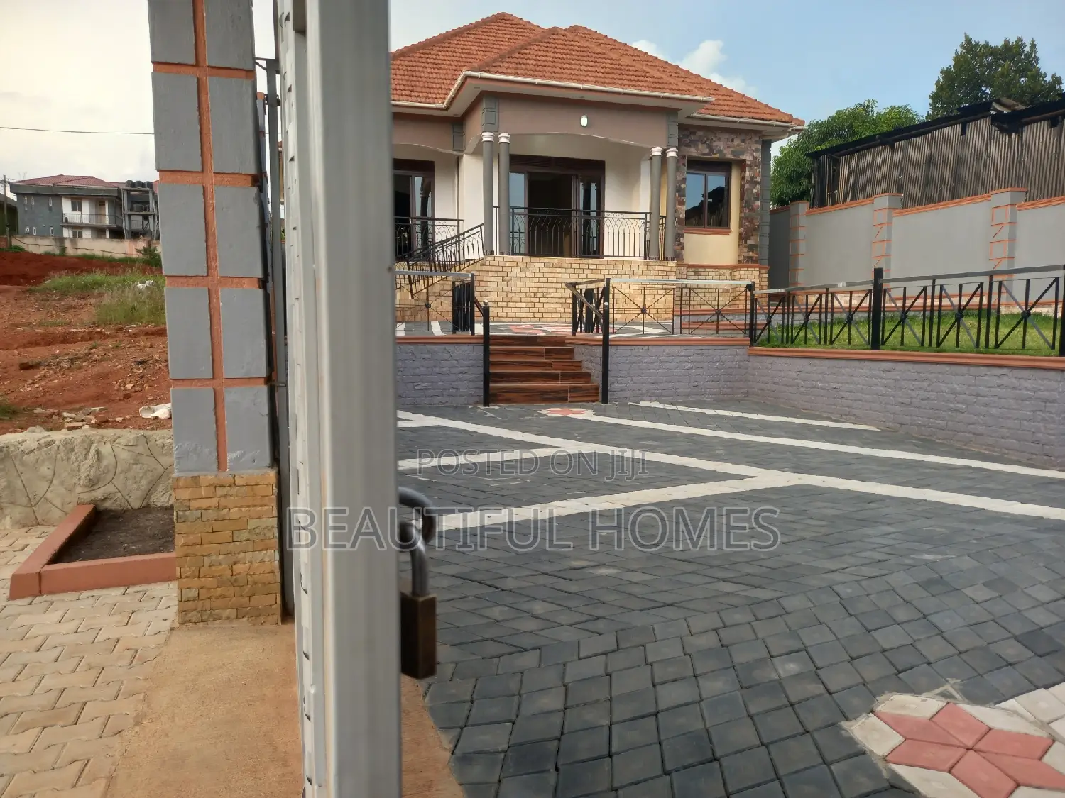 Furnished 4bdrm Bungalow in Kira for sale in Kira