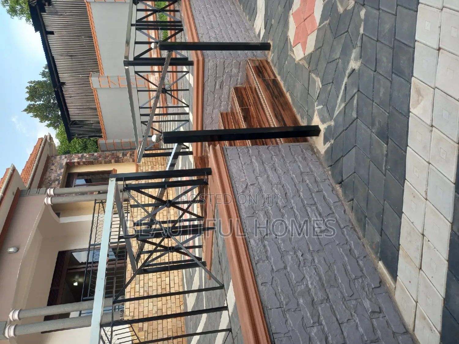 Furnished 4bdrm Bungalow in Kira for sale in Kira