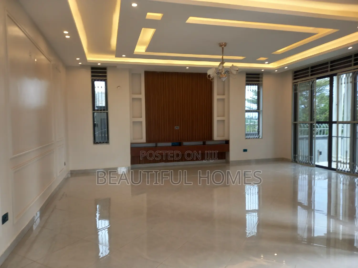 Furnished 6bdrm Mansion in Kira for sale in Kira