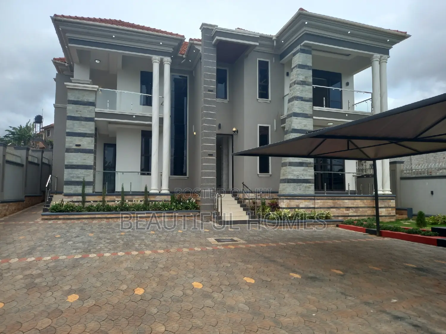 Furnished 6bdrm Duplex in Kira, Central Division for sale in Central Division