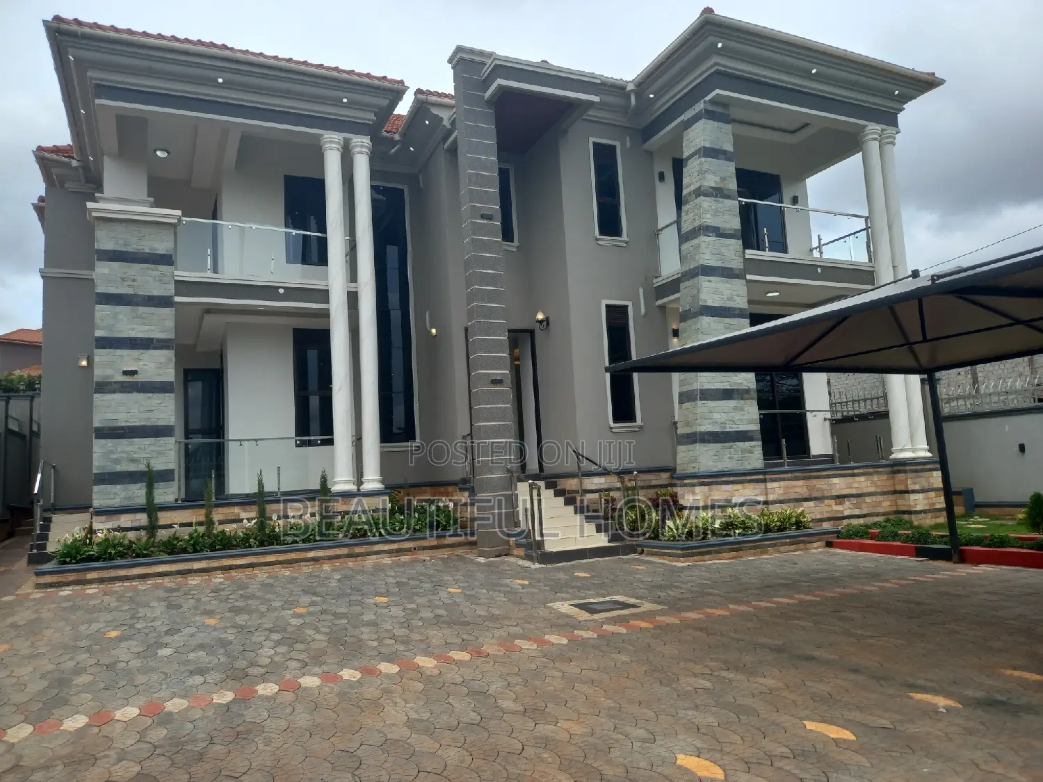 Furnished 6bdrm Duplex in Kira, Central Division for sale in Central Division