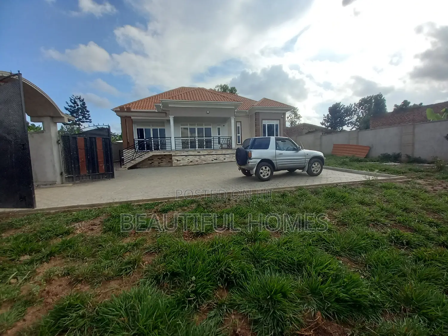 Furnished 4bdrm House in Kira for sale in Kira