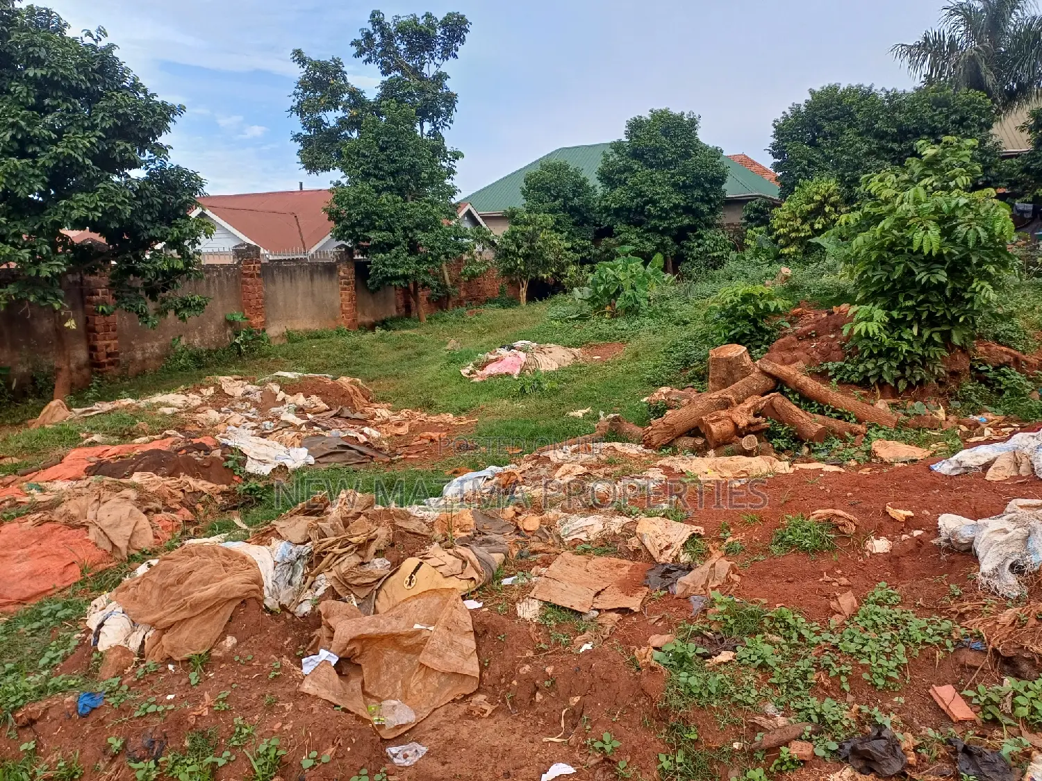Buziga Pride Plot on Quicksale Near Main Rd in Division A