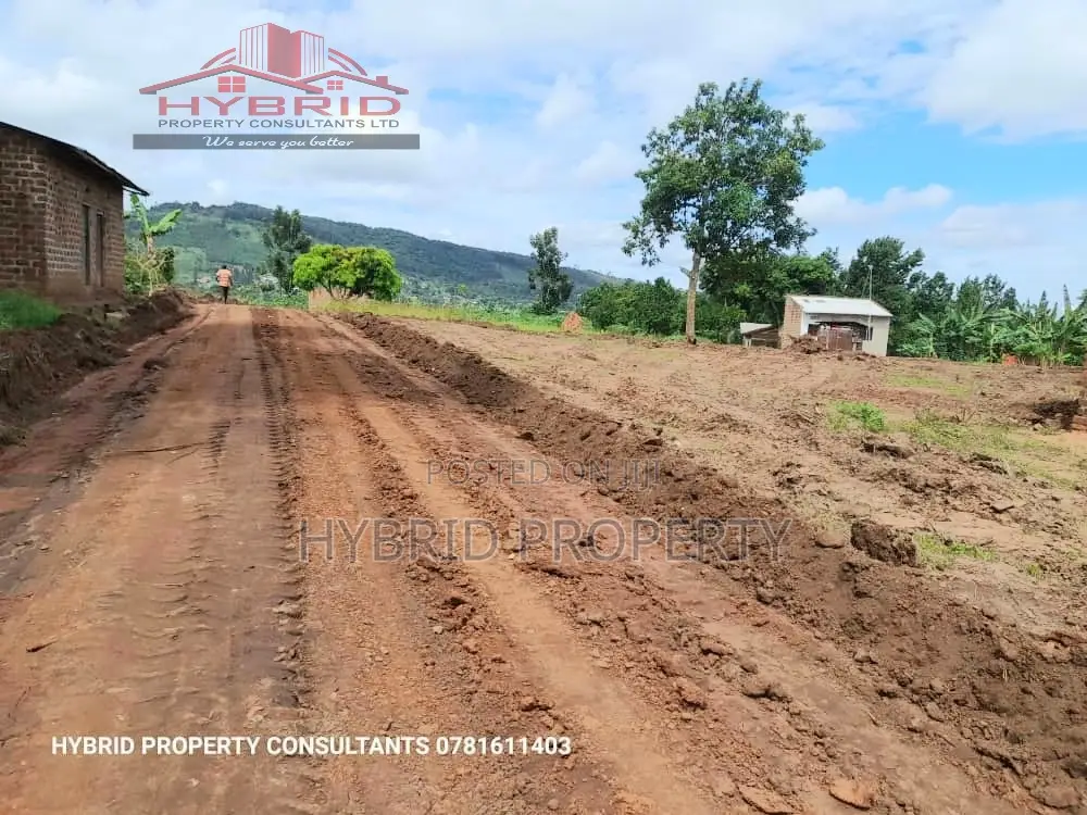 Prime Plots for Sale at Wakiso~Bulondo Elite Estate~Hoima Rd in Wakiso / Wakiso