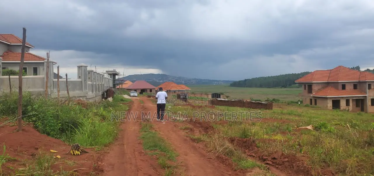Nsangi Katereke Developed Estate With Verynice Titled Plots in Division A