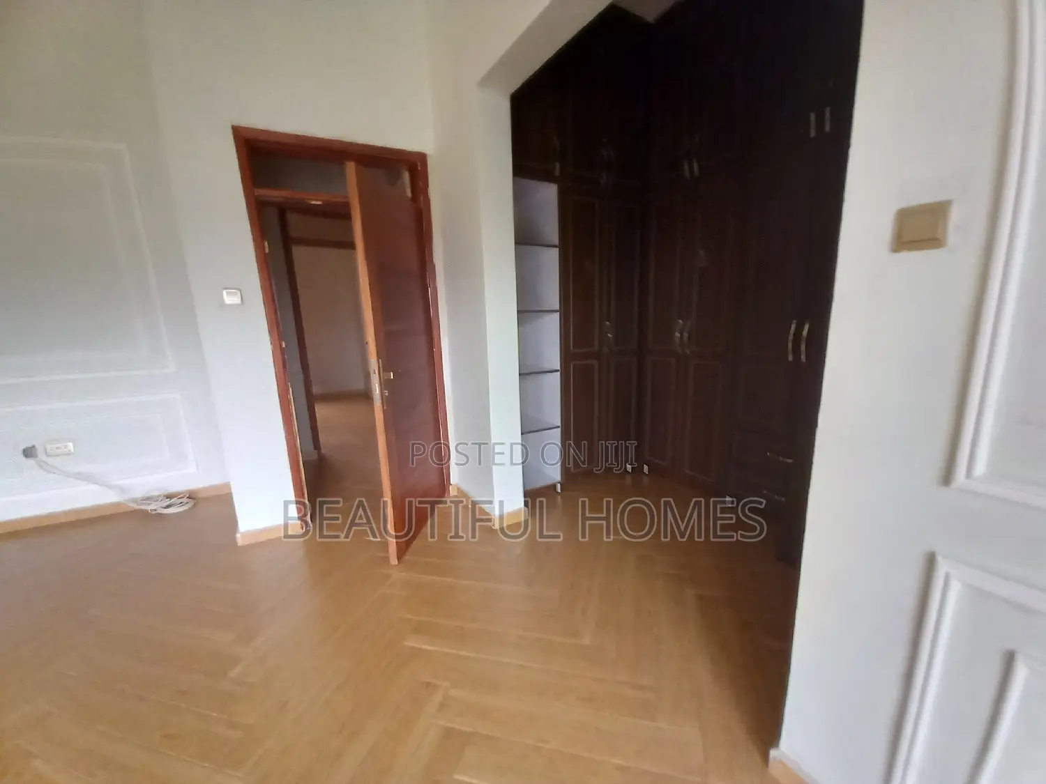Furnished 6bdrm Mansion in Kisaasi, Nakawa for sale in Nakawa