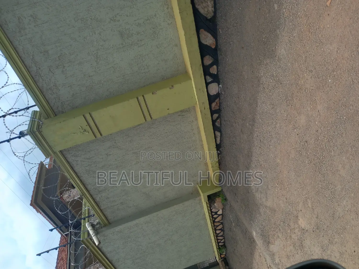Furnished 6bdrm Mansion in Kisaasi, Nakawa for sale in Nakawa
