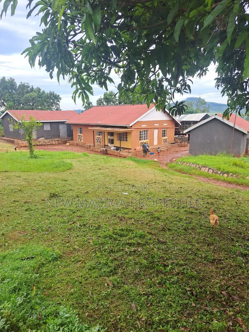 Veryfertile 15acres in Buwalura on Kitalya Rd on Mityaana Rd in Division A